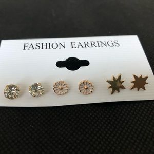 Fashion stud earrings